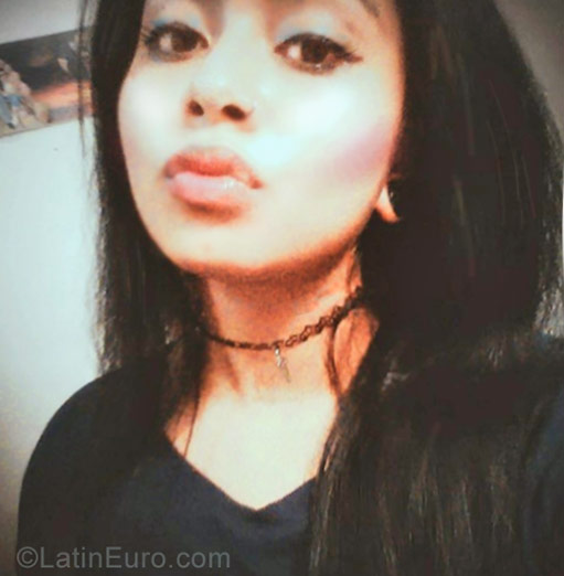 Date this funny Colombia girl Vanessa from Medellin CO20221