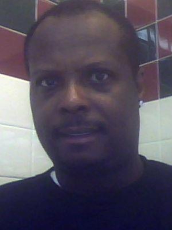 Date this good-looking United States man ERID1 from Park Forest US17876