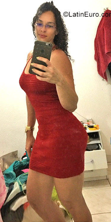 Date this cute Brazil girl Eedila from Belem BR9911