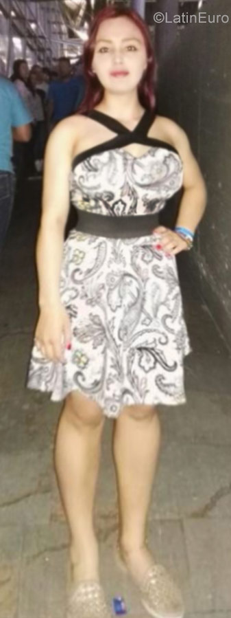 Date this lovely Colombia girl Yamile from Medellin CO20717