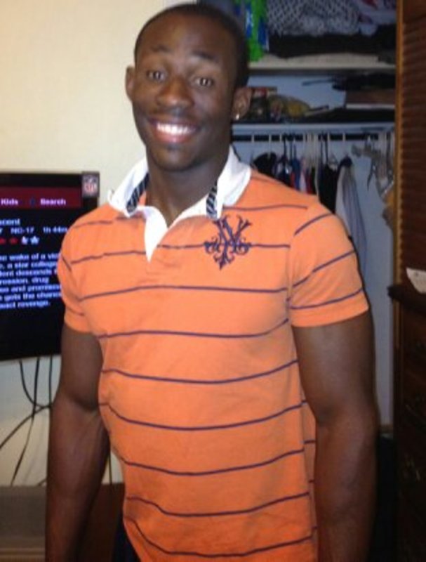 Date this funny United States man Smilyface from Everett US17997