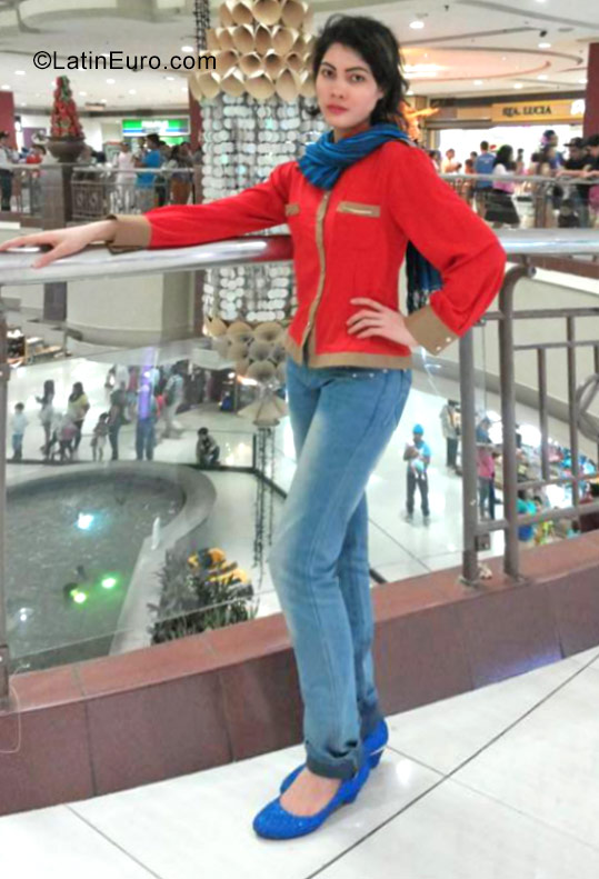 Date this beautiful Philippines girl Welgan from Iligan City PH957