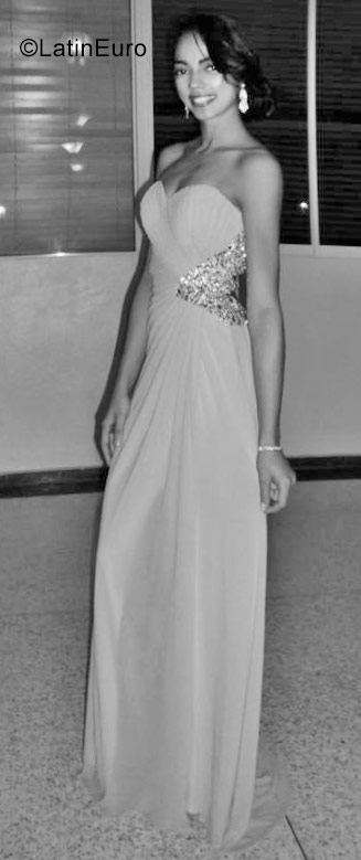 Date this georgeous Dominican Republic girl Ginette from Santiago DO28651