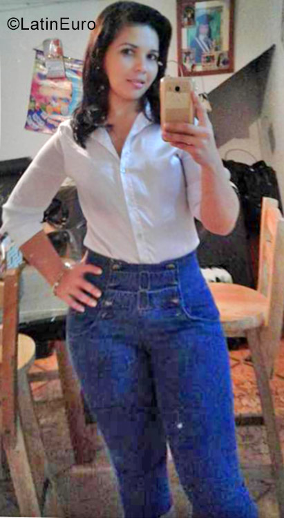 Date this charming Colombia girl Liliana from Bucaramanga CO21551