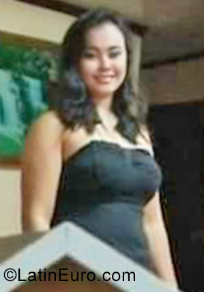 Date this voluptuous Philippines girl Honey from Lope de Vega PH961