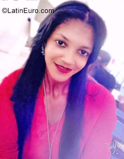 Date this foxy Dominican Republic girl Odedi from Puerto Plata DO29117