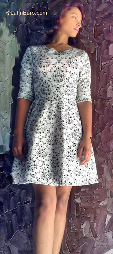 Date this voluptuous Dominican Republic girl Maria from La Vega DO29266