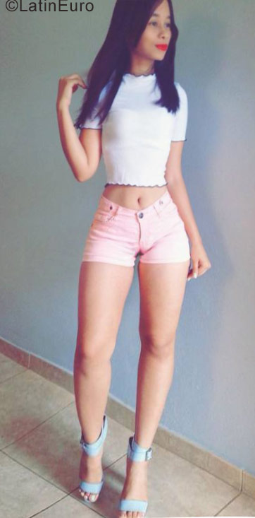 Date this exotic Dominican Republic girl Marianna from Santo Domingo DO29285