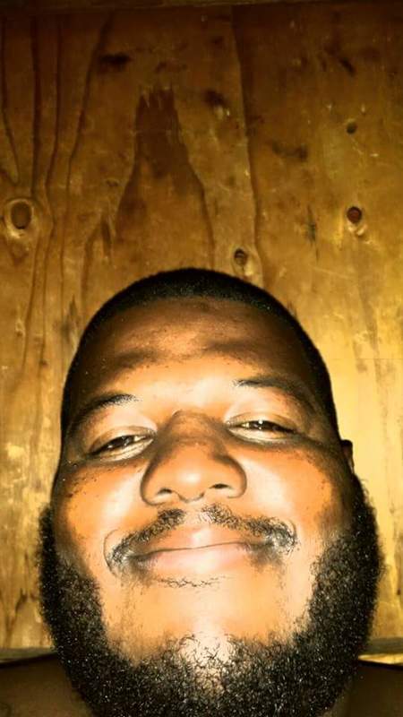 Date this fun United States man Poe from Anaheim US18333