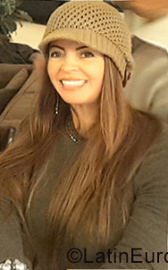 Date this cute Colombia girl Patricia from Bogota CO21982