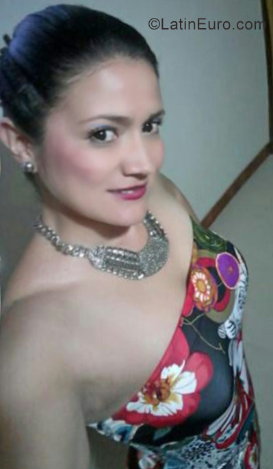 Date this lovely Colombia girl Milena from Manizales CO21984