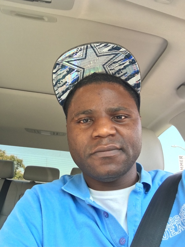 Date this voluptuous United States man Steven82 from Los Angeles US18382