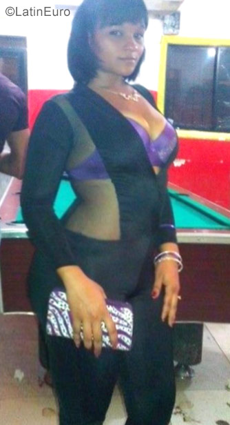 Date this tall Dominican Republic girl ANAIS from Santo Domingo DO29816