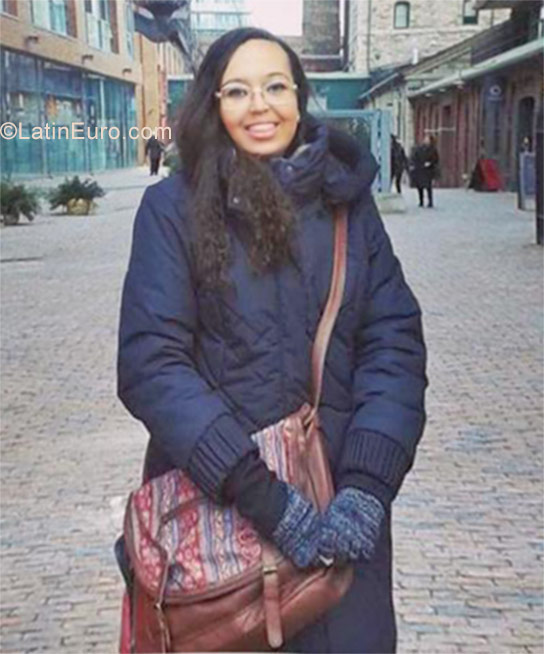 Date this foxy Brazil girl Gabriela from Belo Horizonte BR10195