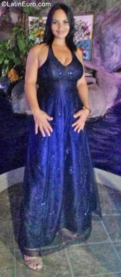 Date this delightful Colombia girl Liliana from Cali CO22098