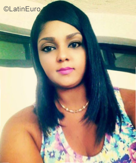 Date this cute Dominican Republic girl Juana from Bani DO29859