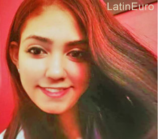 Date this tall Dominican Republic girl Elizabeth from Santo Domingo DO29880