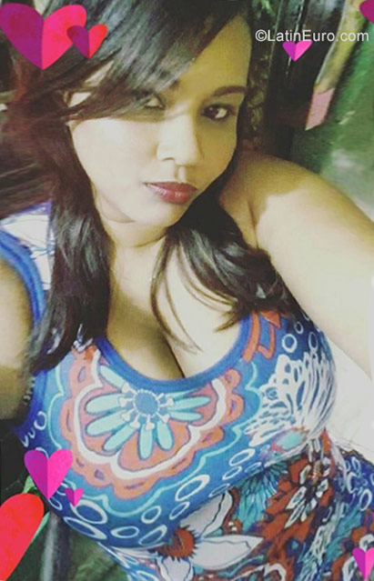 Date this beautiful Dominican Republic girl Yoanny Brito Pa from Santo Domingo DO30052
