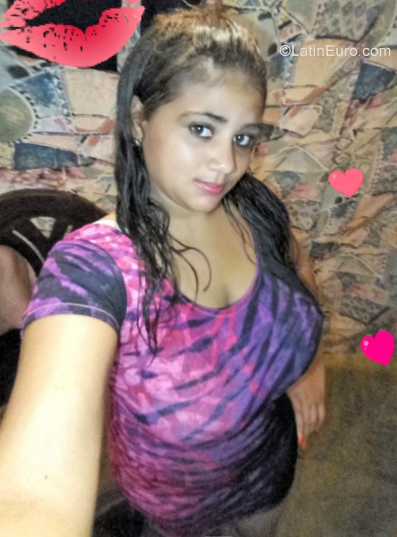 Date this exotic Dominican Republic girl Cristal from Higuey DO30057