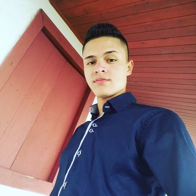 Date this sultry Colombia man Daniel from Bogota CO22226