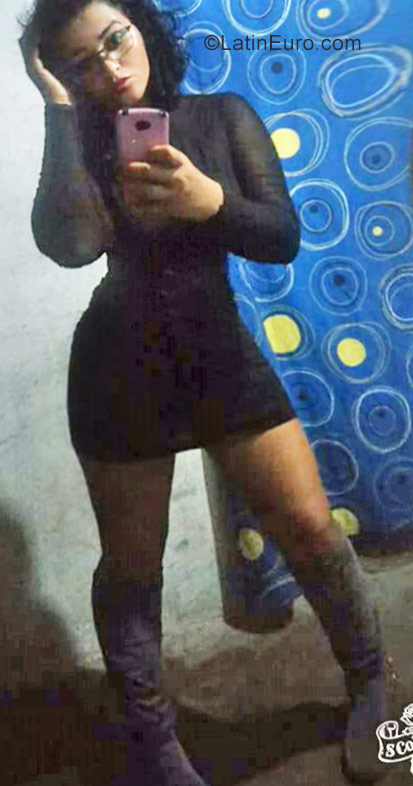 Date this young Brazil girl Kiarly from Ita****uma BR10259