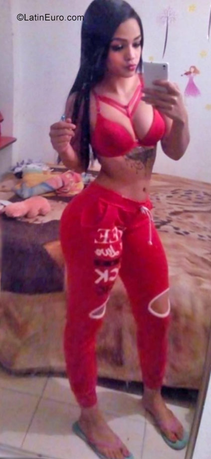 Date this funny Colombia girl Sofia from Cartagena CO22316