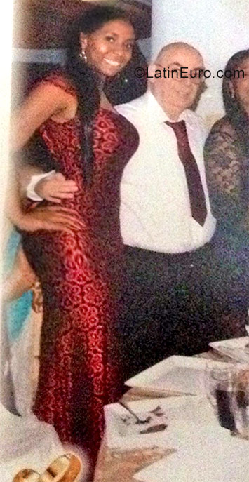 Date this beautiful Botswana man Ferch from pasto CO24282