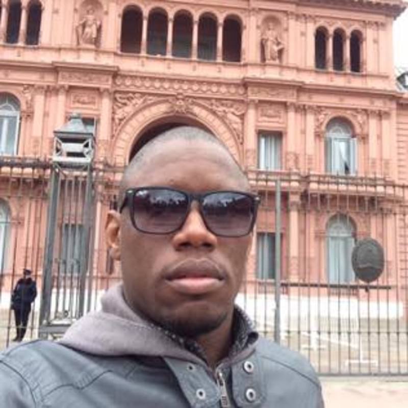 Date this georgeous Brazil man Osvaldo from São Paulo BR10294