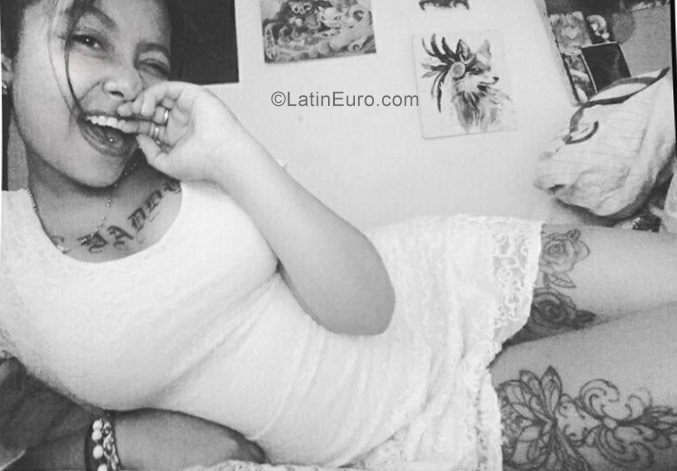 Date this good-looking Colombia girl Sarita from Popayan CO22453