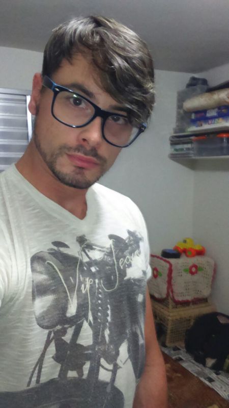 Date this funny Brazil man Thiago from São Paulo BR10315