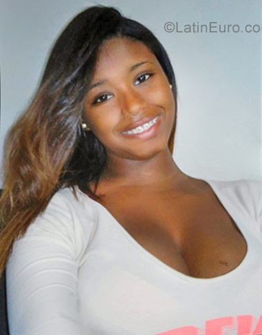 Date this young Brazil girl Gisele from Rio De Janiero BR10316