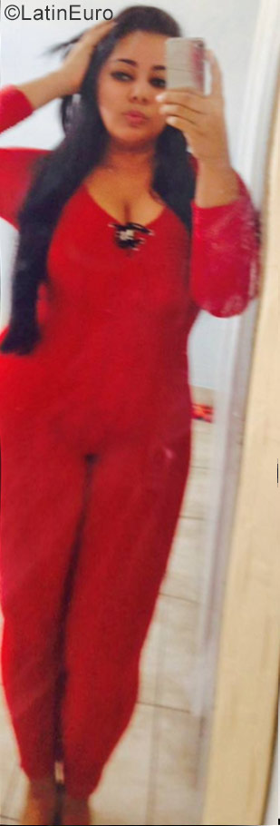 Date this gorgeous Brazil girl Gabriela from Recife BR10321