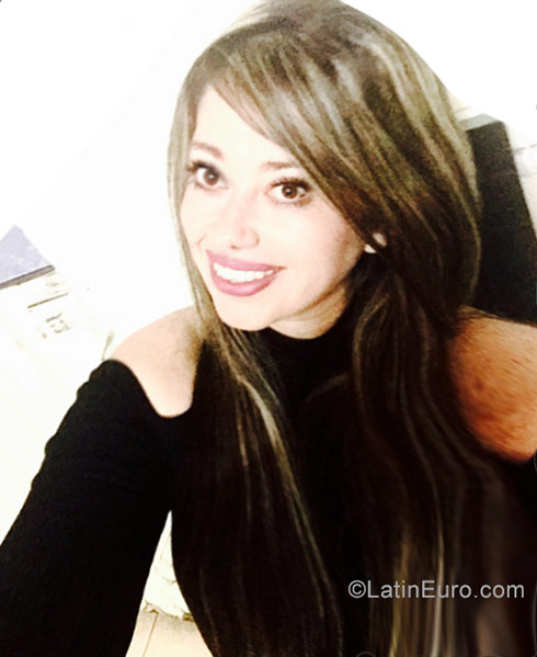 Date this passionate Colombia girl Diana from Bogota CO22577