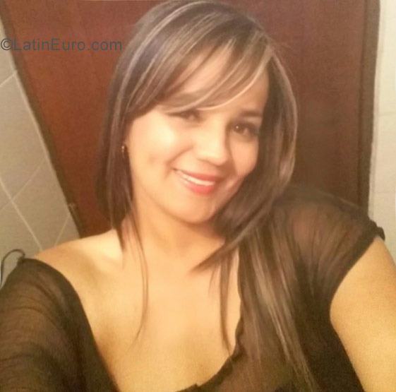 Date this delightful Colombia girl Tatiana from Medellin CO22588