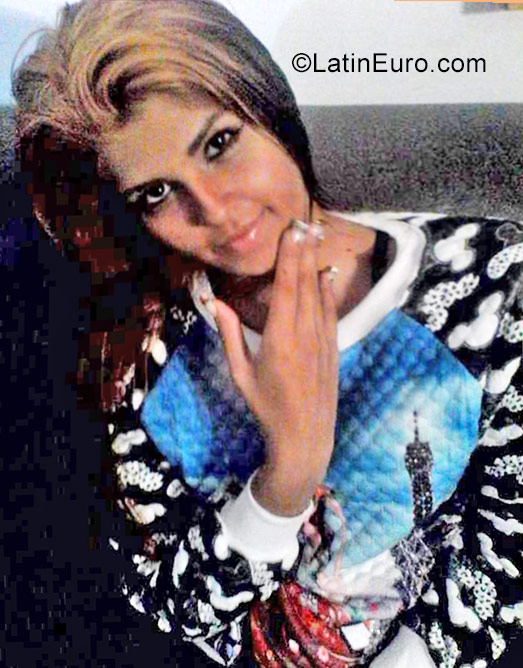 Date this charming Venezuela girl Leida from Maracay VE1042