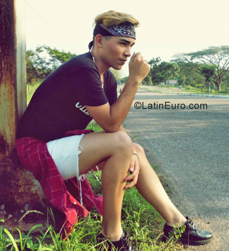 Date this good-looking Venezuela man Kelven from San cristobal VE1073