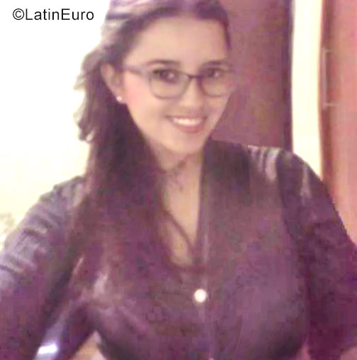 Date this voluptuous Colombia girl Gina from Manizales CO22732