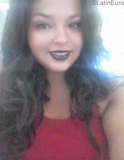 Date this young Ecuador girl Anabella from Guayaquil EC221