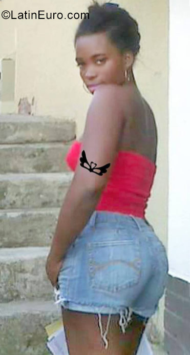 Date this fun Colombia girl Dailen from Pereira CO22780