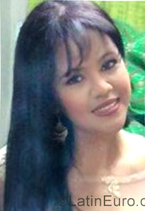 Date this young Colombia girl Sandy from Barranquilla CO22945