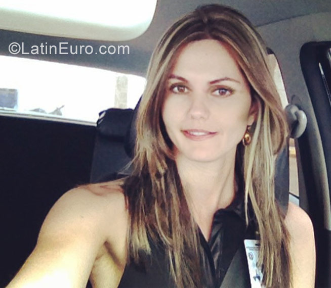 Date this tall Venezuela girl Angelica from Bolivar VE1209