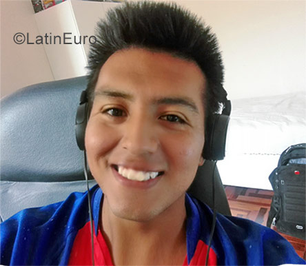 Date this tall Peru man Joseph from Lima PE1191
