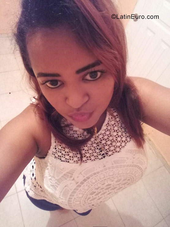 Date this stunning Dominican Republic girl Kateryne from Santo Domingo DO31091