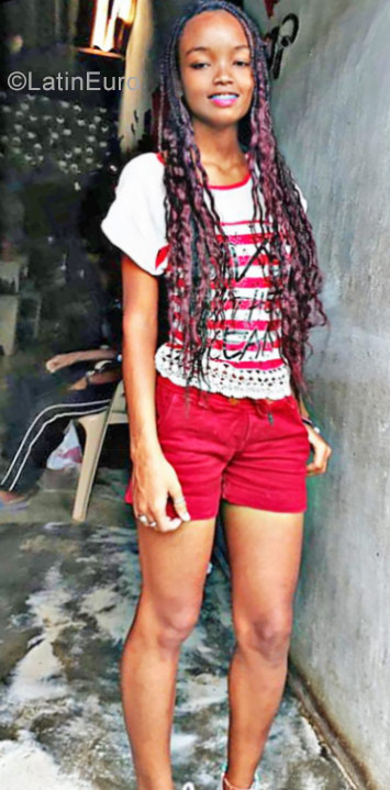 Date this delightful Colombia girl Luisa from Medellin CO23212