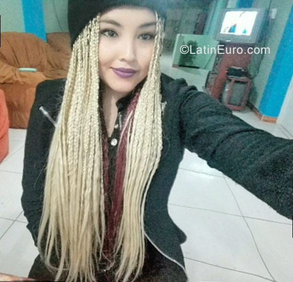 Date this gorgeous Peru girl Ruth from Lima PE1212