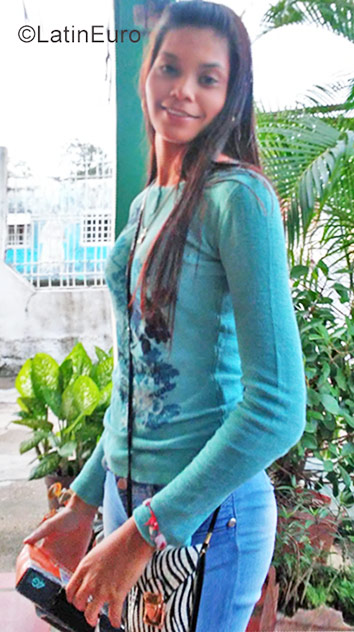 Date this sensual Venezuela girl Maurelis from Maturin VE1325