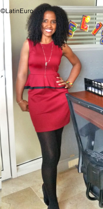 Date this nice looking Dominican Republic girl Marleny from Santo Domingo DO31493