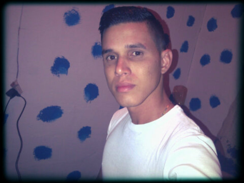 Date this good-looking Venezuela man Luis from Valencia VE1344