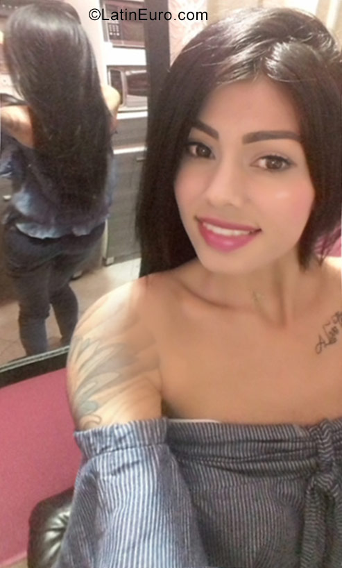 Date this passionate Colombia girl Leidi paola from Medellin CO23454