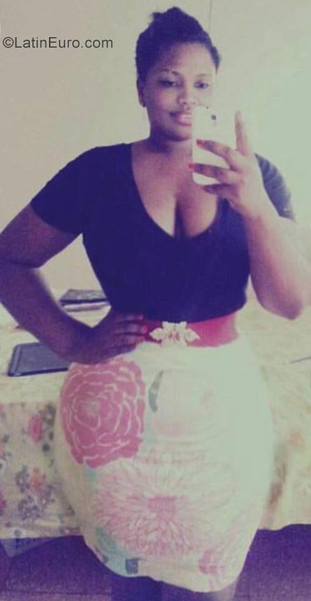 Date this exotic Dominican Republic girl Mirian from Nagua DO31809